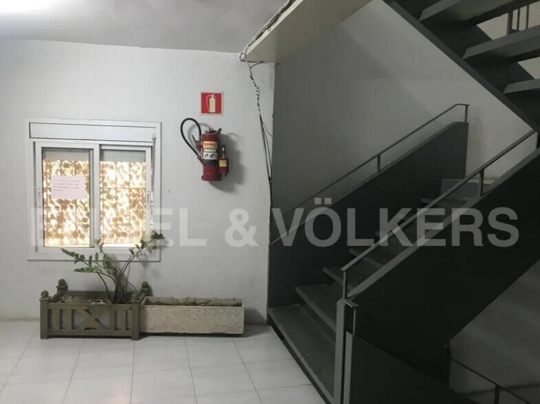 Local en Barcelona, Barcelona en venta - Foto del edificio - Imagen 1 de 3