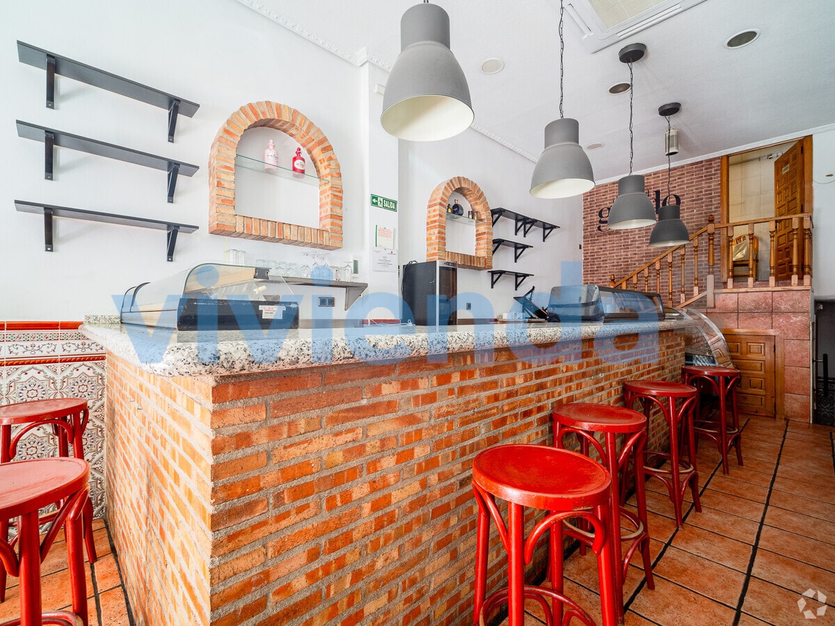 Madrid, MAD 28002 - - - Foto del interior - Image 2 of 11