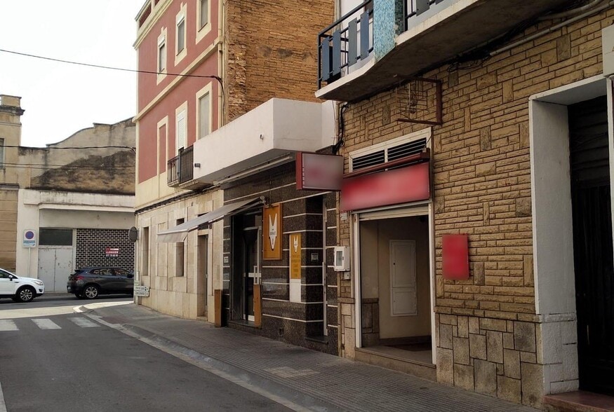 Local en Amposta, Tarragona en alquiler - Foto del edificio - Imagen 1 de 2