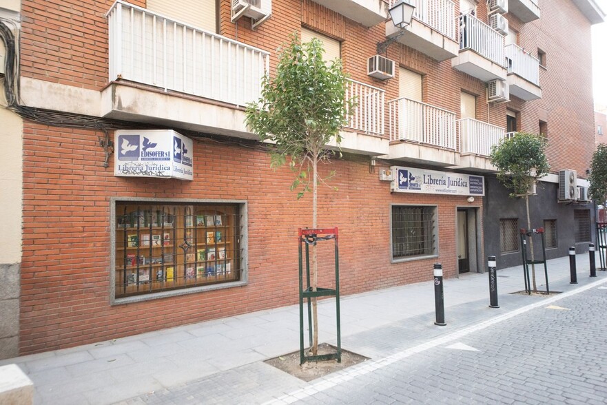 Edificio residencial en Madrid, Madrid en venta - Foto del edificio - Imagen 3 de 3