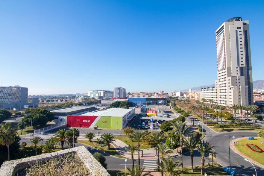 Local en El Ejido, Almería en venta - Foto del edificio - Imagen 2 de 2