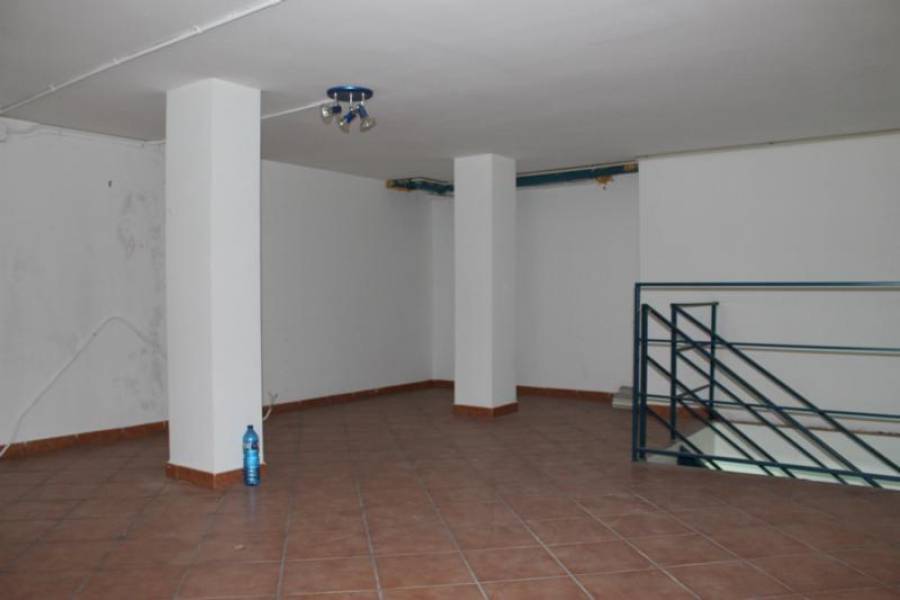 Edificio residencial en Sant Andreu de la Barca, Barcelona en venta Foto del interior- Imagen 1 de 2