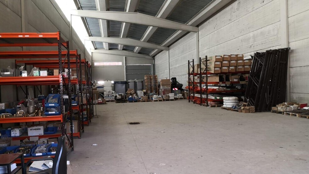 Nave en Cáceres, Cáceres en venta - Foto del edificio - Imagen 2 de 2