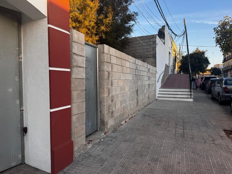 Calle Jardines, 27, Chiclana de la Frontera, Cádiz en venta - Foto del edificio - Imagen 2 de 23