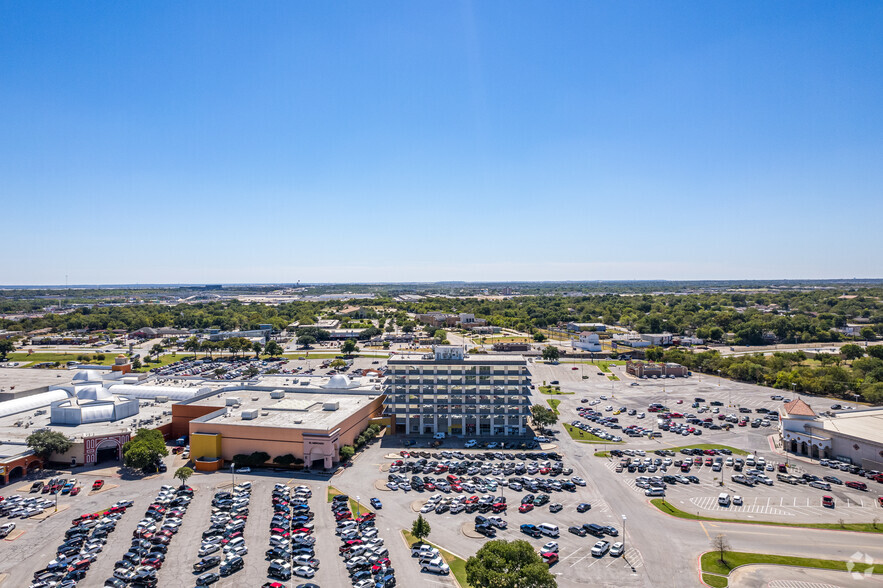 4200 South Fwy, Fort Worth, TX en alquiler - Vista aérea - Imagen 3 de 3