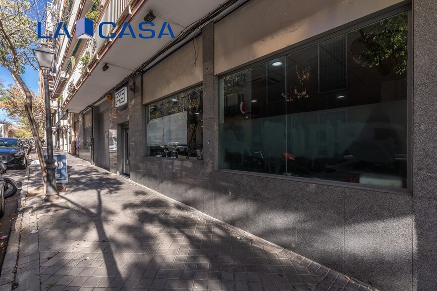 Edificio residencial en Madrid, Madrid en venta - Foto del edificio - Imagen 3 de 3