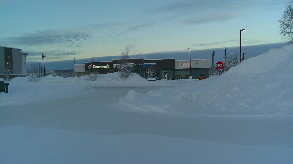 407-409 Merhar Ave, Fairbanks, AK en alquiler - Foto del edificio - Imagen 3 de 18