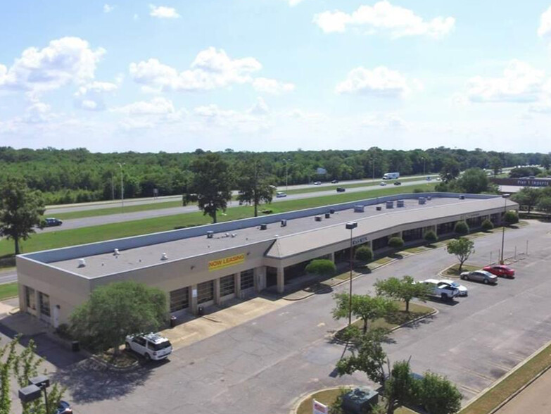 4739 Pecanland Mall Dr, Monroe, LA en alquiler - Foto del edificio - Imagen 1 de 15