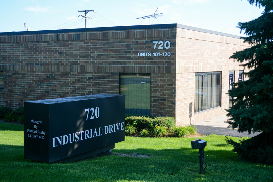 720 Industrial Dr, Cary, IL en alquiler - Foto del edificio - Imagen 1 de 5