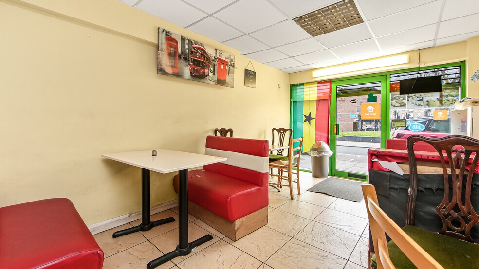 21 Upper Green E, Mitcham en venta - Foto del interior - Imagen 3 de 12