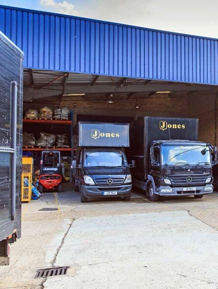 24 Creekside, London en alquiler - Foto del edificio - Imagen 3 de 5