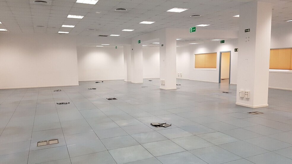 Oficina en SEVILLA en alquiler - Foto del edificio - Imagen 2 de 10