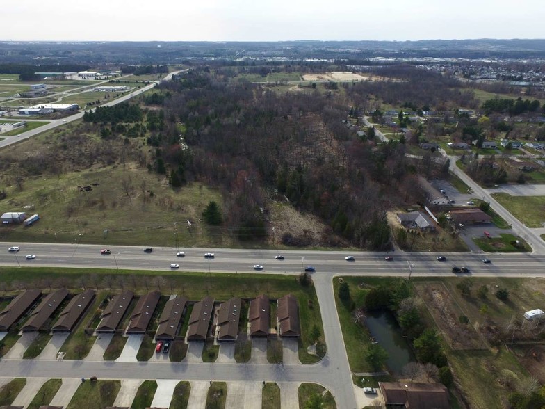 Hammond Rd, Traverse City, MI en venta - Vista aérea - Imagen 3 de 14