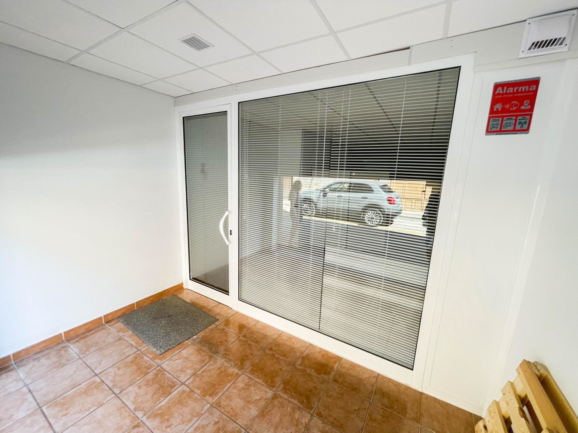 Edificio residencial en Els Hostalets de Pierola, Barcelona en venta Foto del edificio- Imagen 1 de 7