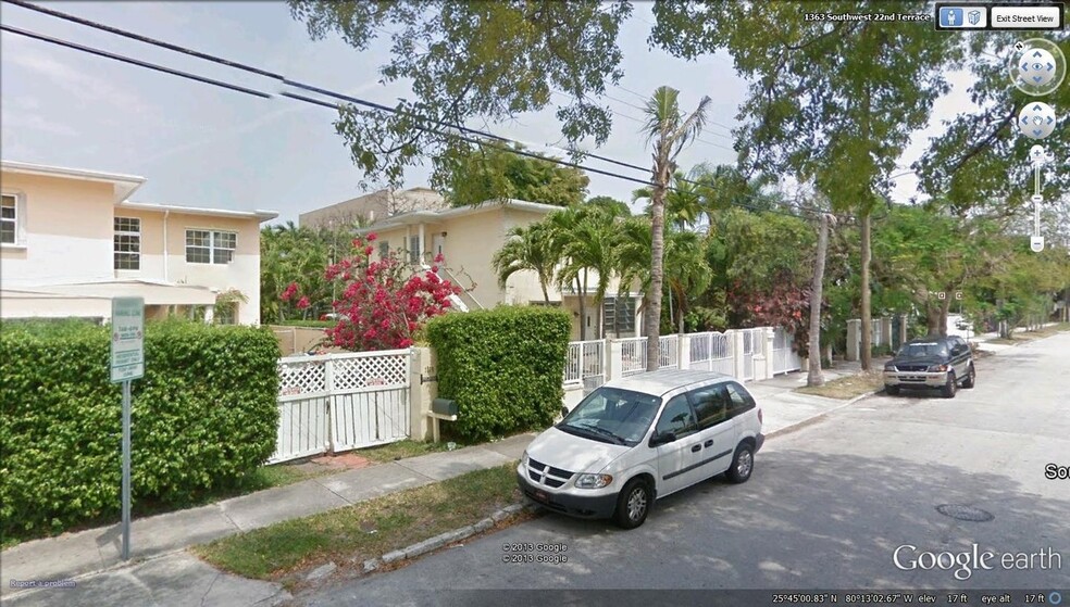 1359 SW 22nd Ter, Miami, FL en venta - Foto principal - Imagen 1 de 2