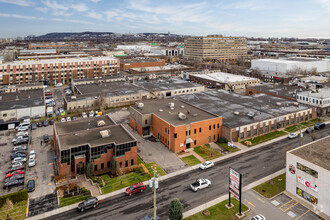 1300 Rue De Louvain O, Montréal, QC - VISTA AÉREA  vista de mapa