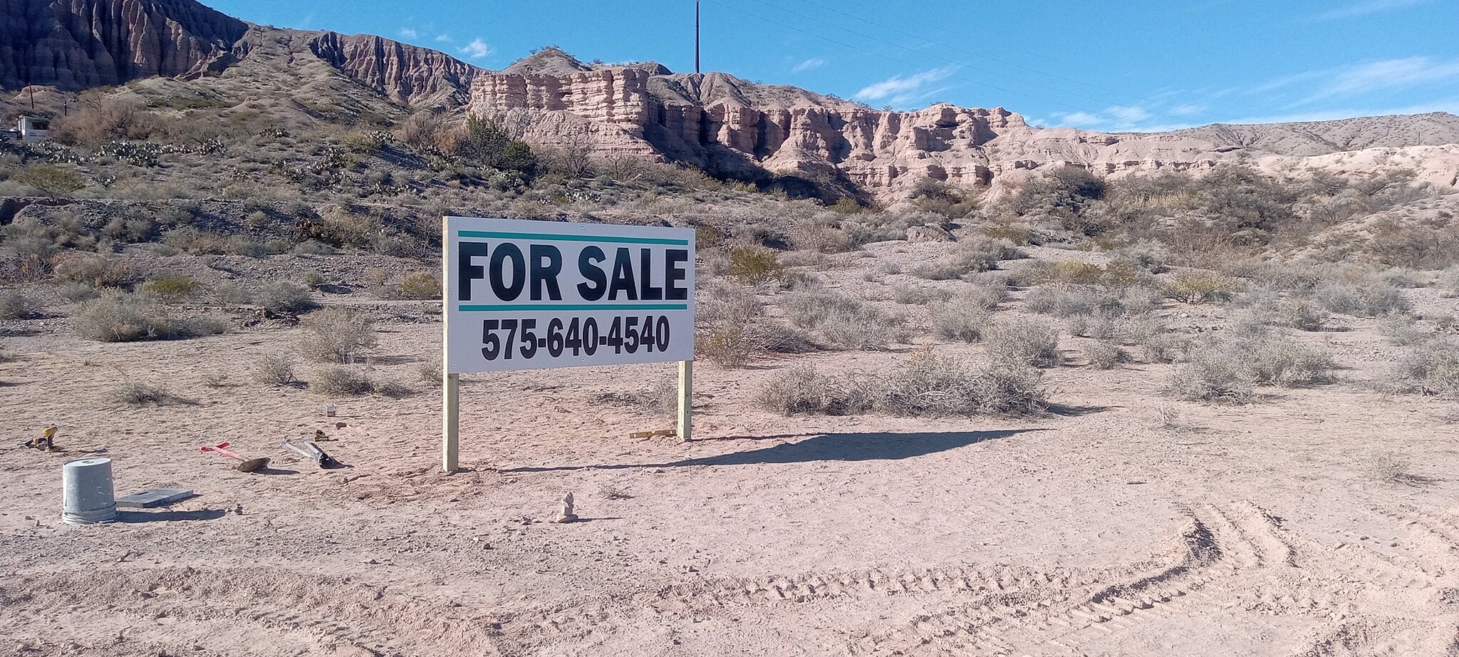 220 La Guarda Ave, Williamsburg, NM en venta Foto del edificio- Imagen 1 de 9