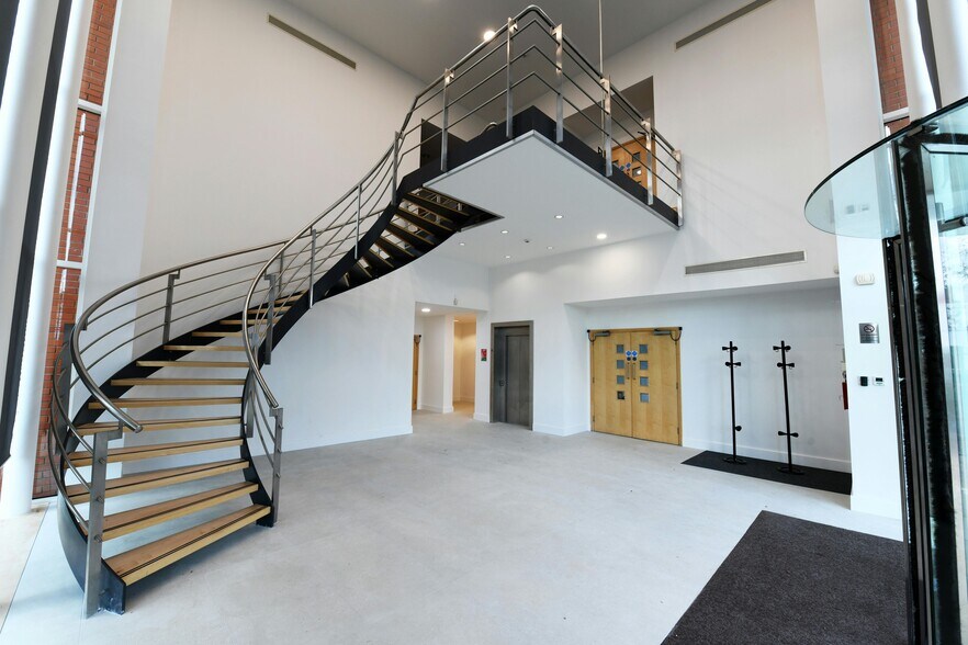 Starley Way, Birmingham en alquiler - Foto del edificio - Imagen 2 de 19