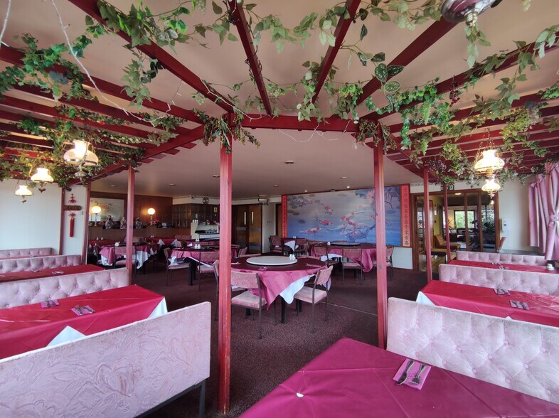 1 Charleton Rd, Montrose en venta - Foto del edificio - Imagen 2 de 11