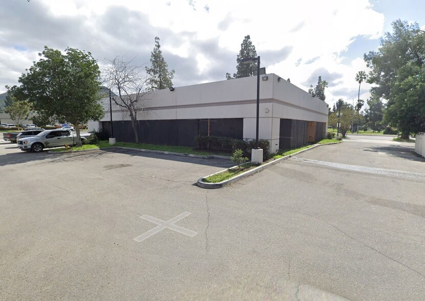 1189 Iowa Ave, Riverside, CA en venta - Foto del edificio - Imagen 3 de 5