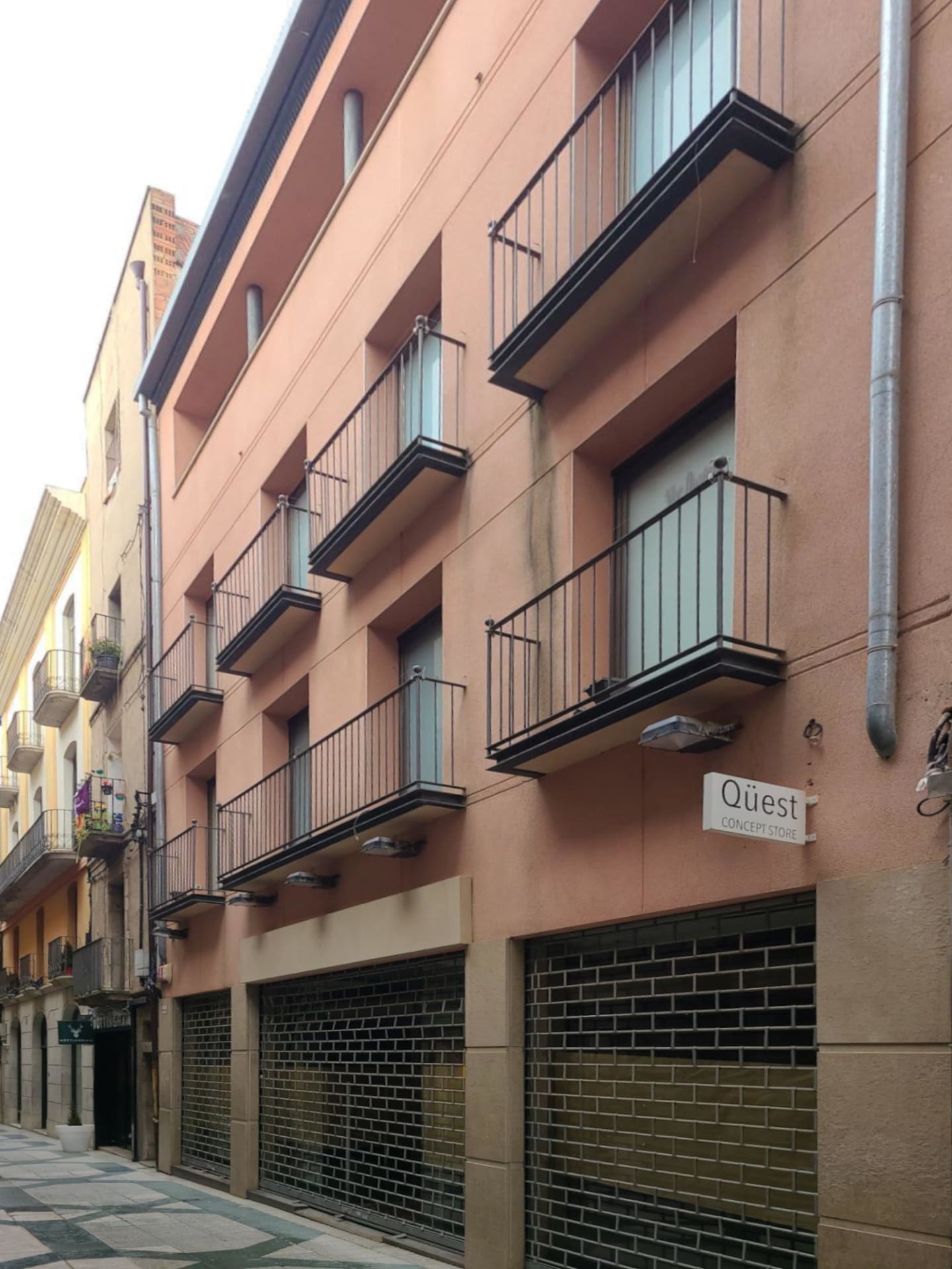 Local en Figueres, Gerona en venta Foto principal- Imagen 1 de 18