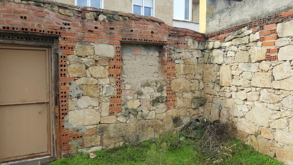 Terreno en Villamayor, Salamanca en venta - Foto principal - Imagen 1 de 7