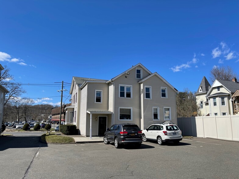 64 North St, Danbury, CT en venta - Foto del edificio - Imagen 3 de 8