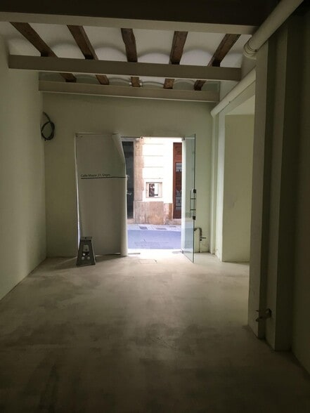 Local en Sitges, Barcelona en alquiler - Foto del interior - Imagen 1 de 1