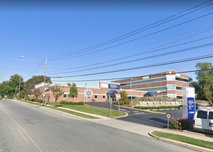 950 N Wyomissing Blvd, Wyomissing, PA en alquiler Foto del edificio- Imagen 1 de 3