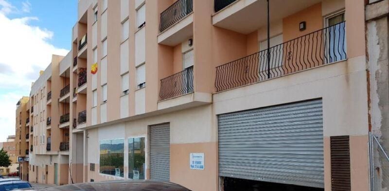 Local en L'Alcora, Castellón en venta - Foto del edificio - Imagen 3 de 6