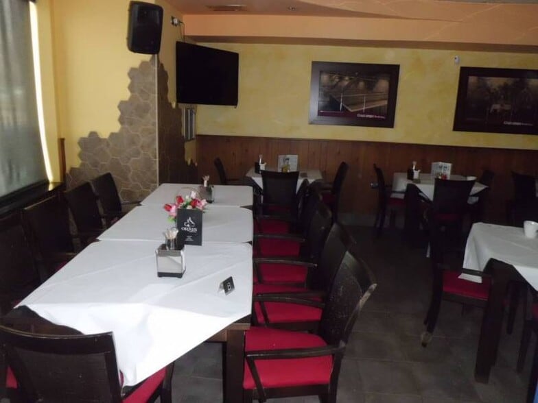 Local en El Ejido, Almería en venta - Foto del edificio - Imagen 2 de 12