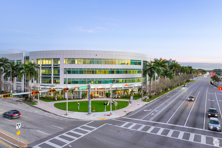 3301 N University Dr, Coral Springs, FL en alquiler - Foto del edificio - Imagen 1 de 22