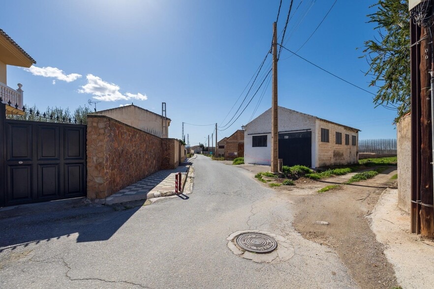 Terreno en Fuente Vaqueros, Granada en venta - Foto del edificio - Imagen 3 de 21