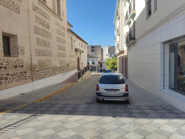 Plaza de la Iglesia, 1, Atarfe, Granada en venta - Foto del edificio - Imagen 3 de 16