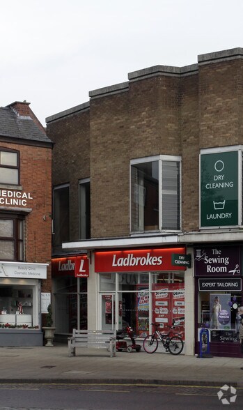 24 The Sq, Market Harborough en venta - Foto principal - Imagen 1 de 2