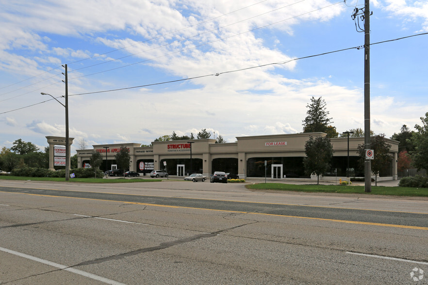 4585 King St E, Kitchener, ON en alquiler - Foto del edificio - Imagen 2 de 9