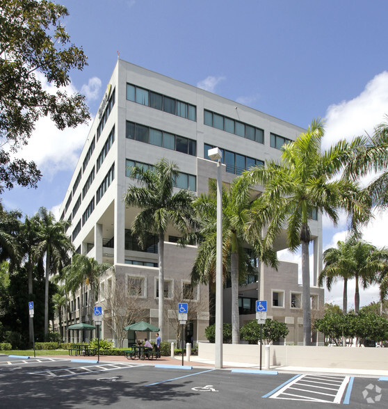 6700 N Andrews Ave, Fort Lauderdale, FL en alquiler - Foto del edificio - Imagen 2 de 16