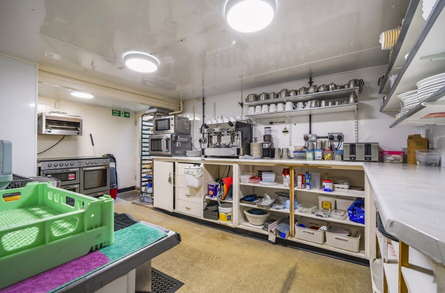 30 Meneage St, Helston en venta - Foto del interior - Imagen 2 de 9