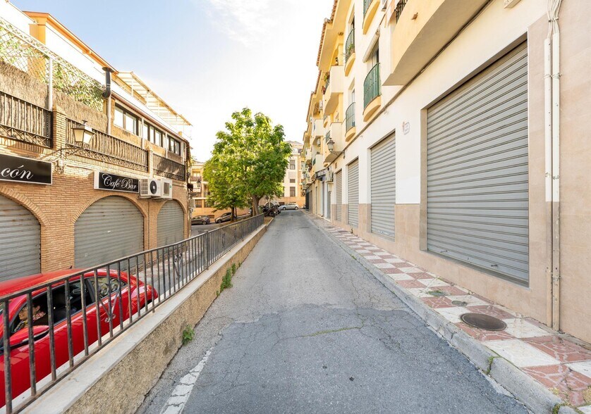 del Cerezo, 2, La Zubia, Granada en venta - Foto del edificio - Imagen 3 de 15