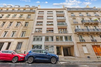 Más detalles de 28 Rue De Lisbonne, Paris - Edificio residencial​ en venta