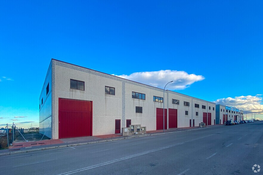 Calle Violeta, 33, Humanes de Madrid, Madrid en venta - Foto principal - Imagen 1 de 1