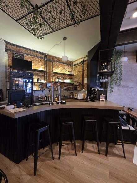 Local en Madrid, Madrid en alquiler - Foto del interior - Imagen 3 de 12