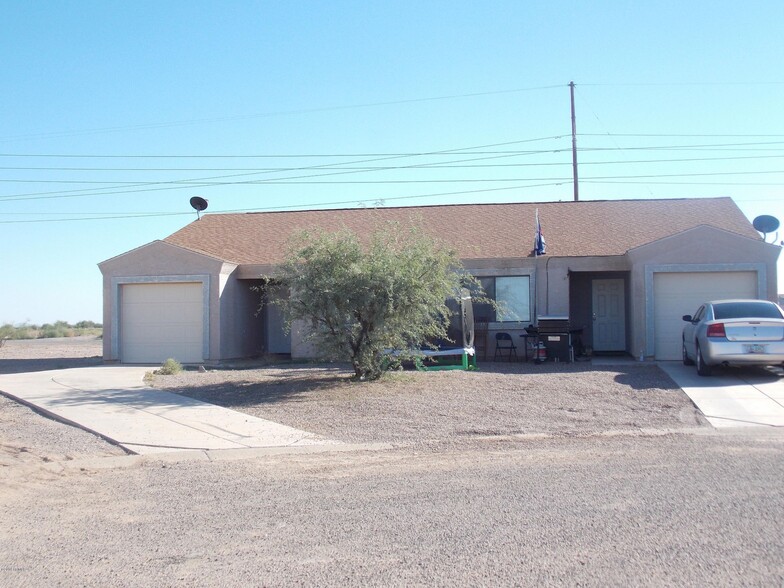 8251 W Mystery Dr, Arizona City, AZ en venta - Foto principal - Imagen 1 de 8