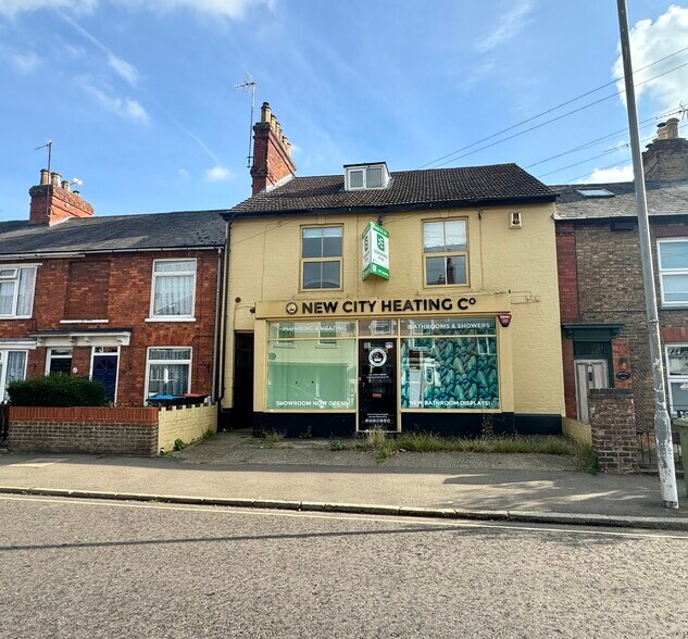 58 Wolverton Rd, Milton Keynes en venta - Foto del edificio - Imagen 1 de 5