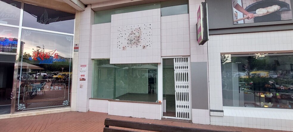 Calle Cataluña, 13, Gijón, Asturias en alquiler - Foto del edificio - Imagen 2 de 19