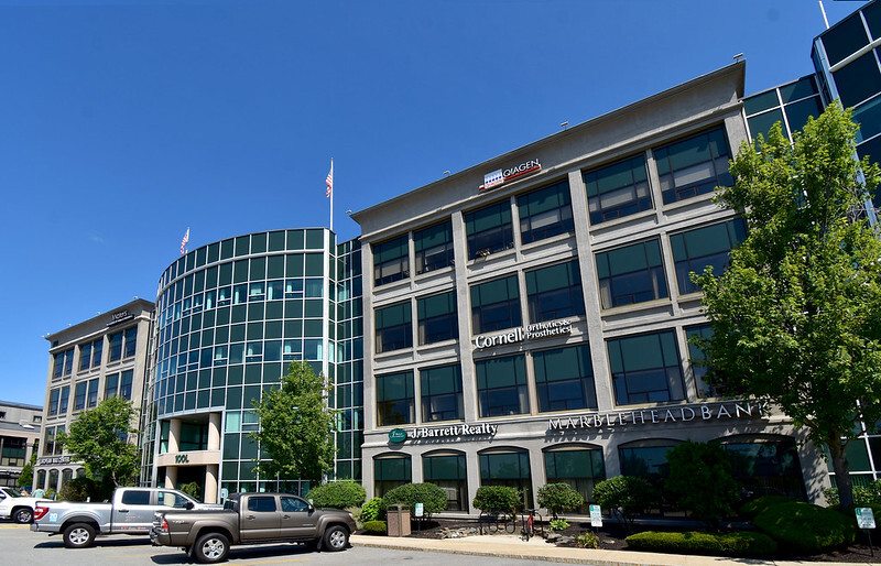 100 Cummings Ctr, Beverly, MA en alquiler - Foto del edificio - Imagen 3 de 17