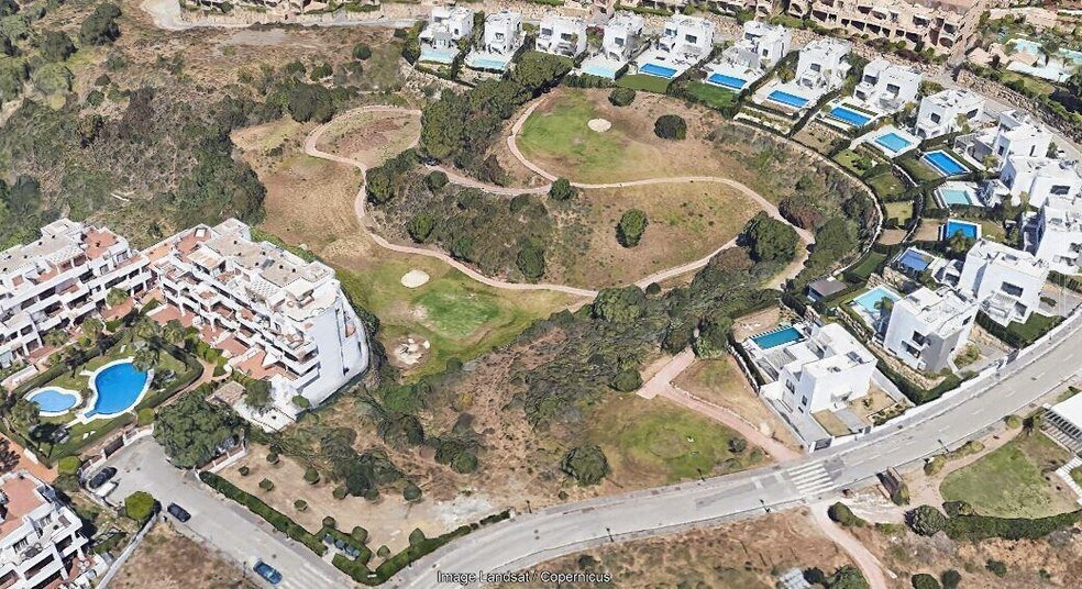 Terreno en Estepona, Málaga en venta - Vista aérea - Imagen 1 de 2