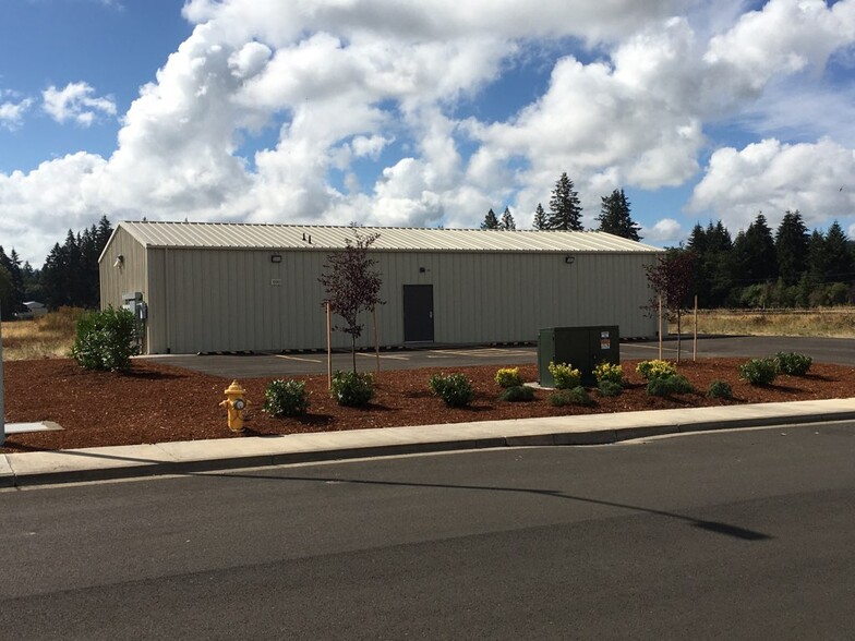 1190 NW Noble Dr, Estacada, OR en alquiler - Foto del edificio - Imagen 1 de 7