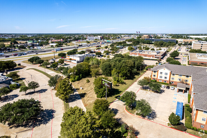 E Corporate Dr, Lewisville, TX en alquiler - Foto del edificio - Imagen 1 de 22