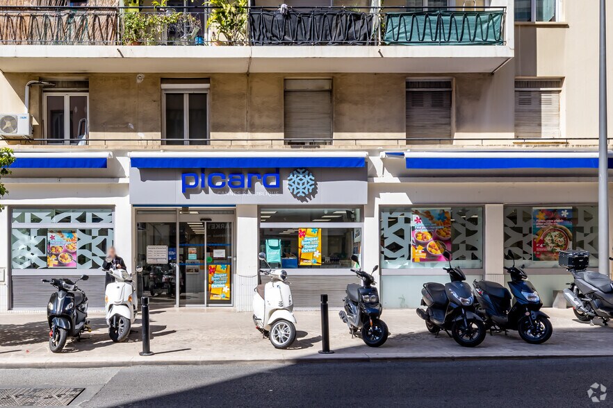 75 Boulevard De La République, Cannes en venta - Foto del edificio - Imagen 3 de 6